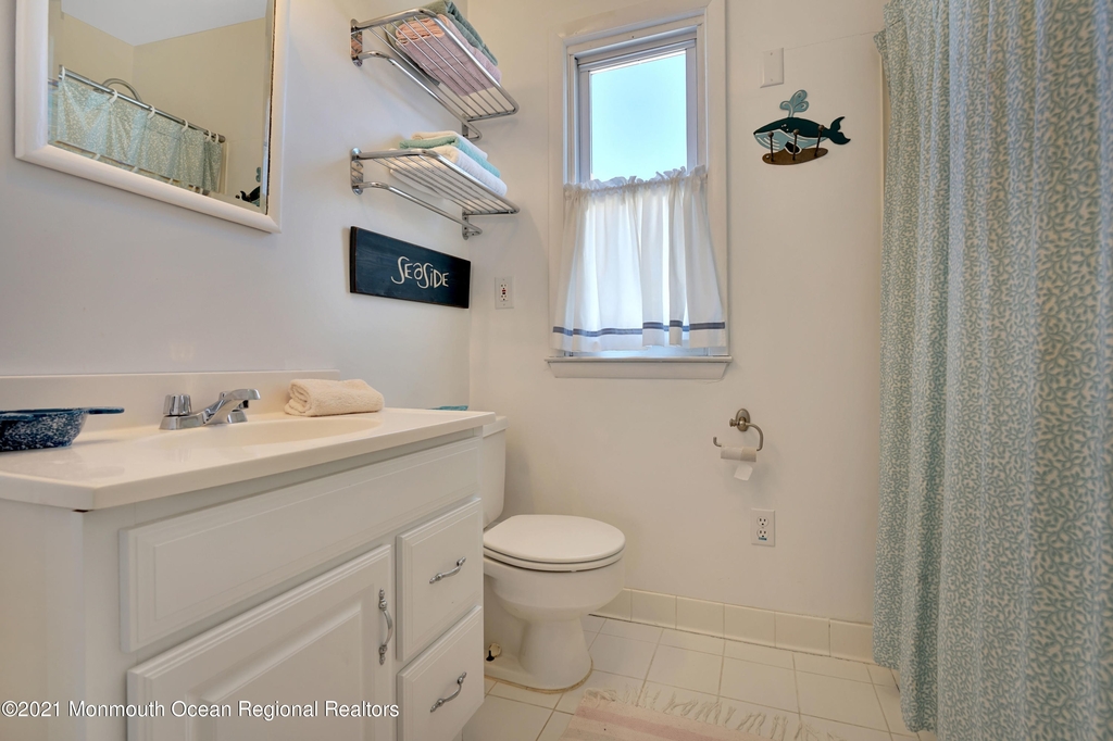 292b N Street - Photo 10