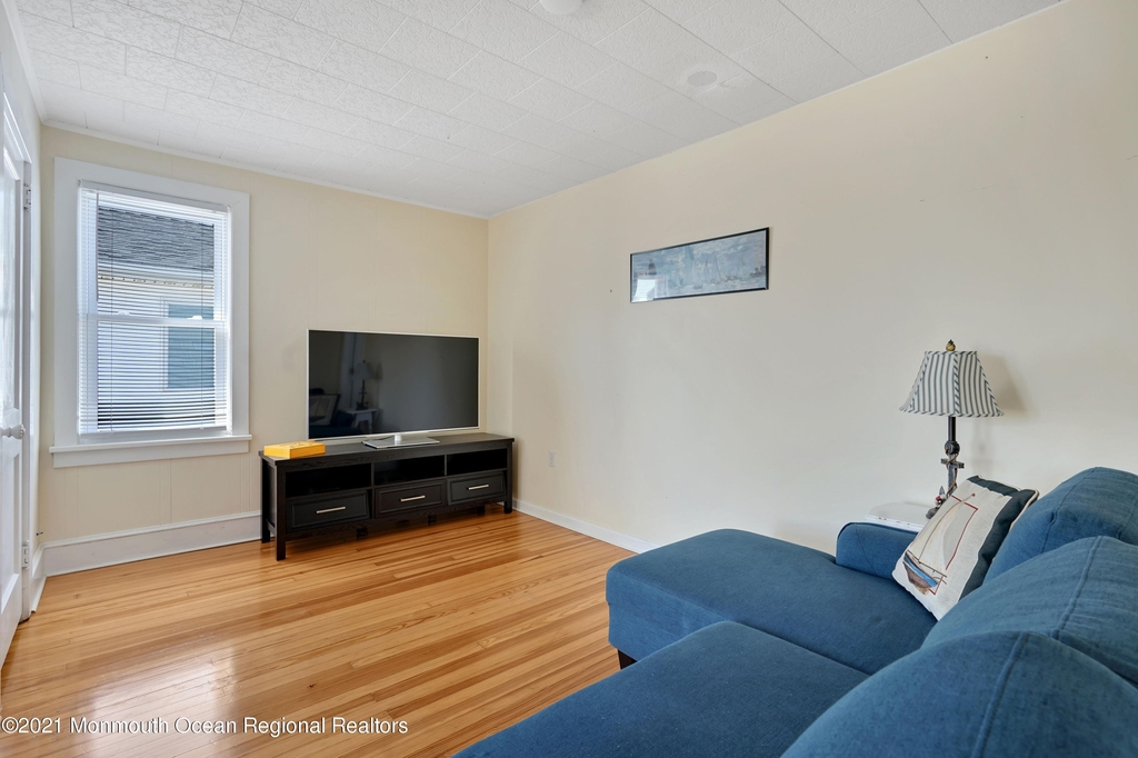 292b N Street - Photo 20