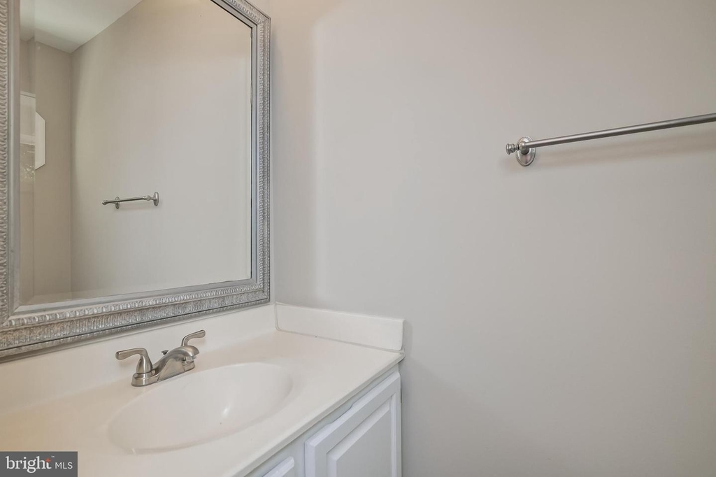 15622 Cliff Swallow Way - Photo 18
