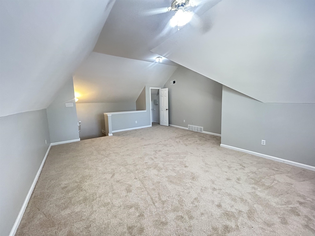 8411 Trinity - Photo 22