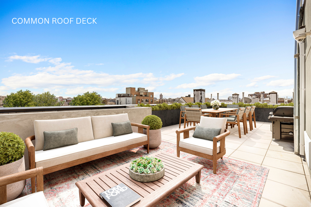 1064 Hancock Street - Photo 5