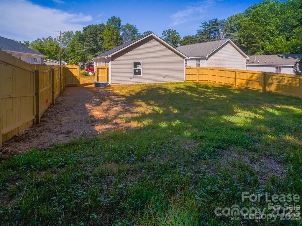 3420 Mable Hubbard Drive - Photo 32