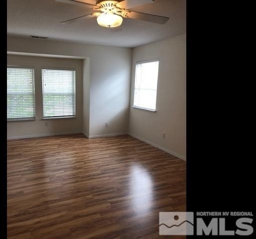 630 Travis Drive - Photo 2