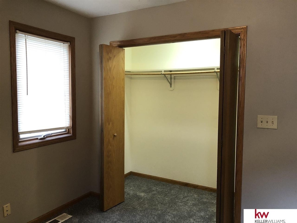 2405 Madison Street - Photo 9