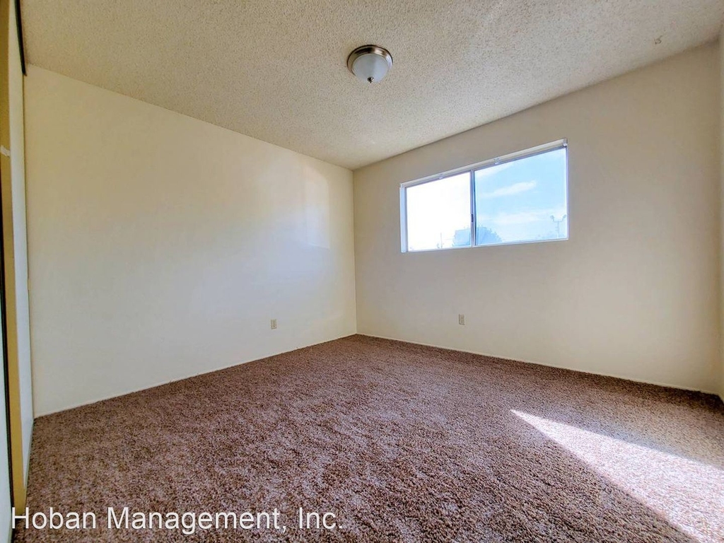 1040 E Washington Ave - Photo 8