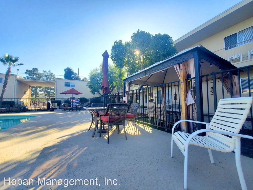 1040 E Washington Ave - Photo 4