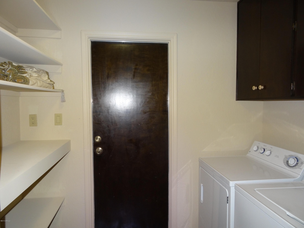 220 E Aster Drive - Photo 37