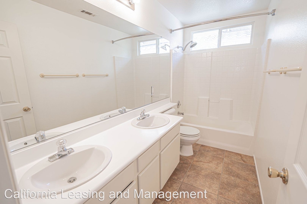 27703 Iris Court - Photo 14