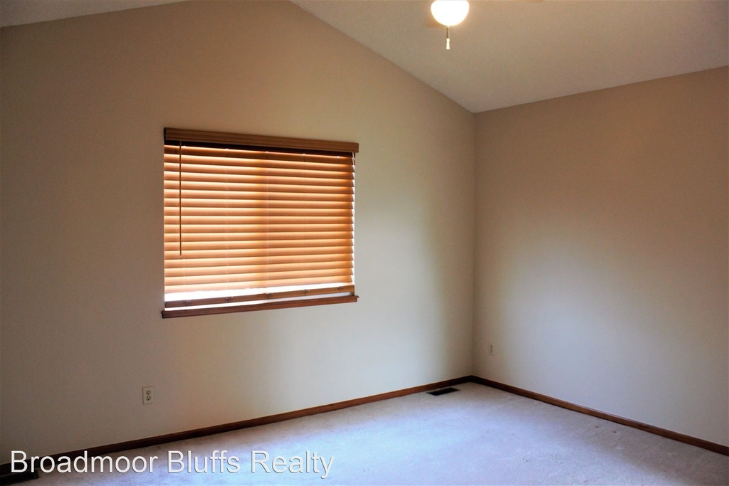 8253 Wilmington Drive - Photo 19