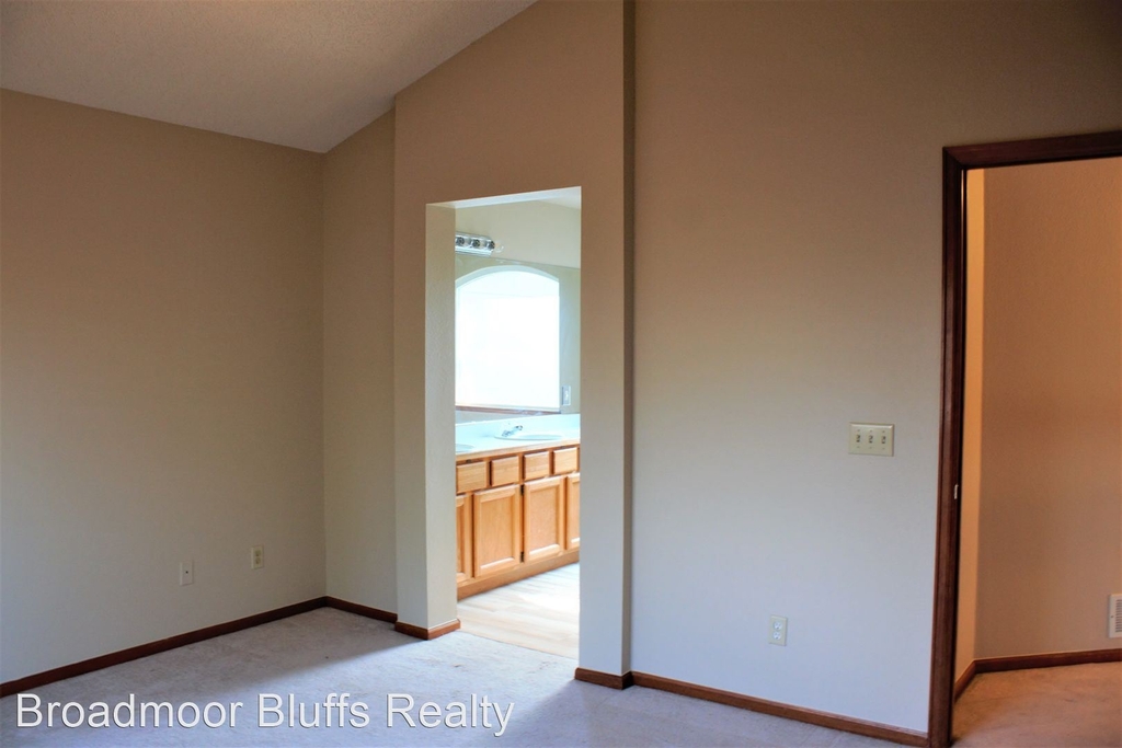 8253 Wilmington Drive - Photo 20