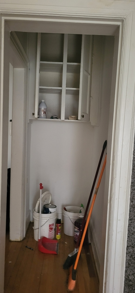 9115 Colonial Road - Photo 1