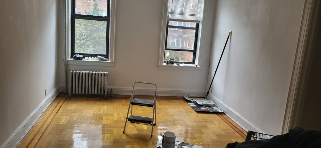 9115 Colonial Road - Photo 2