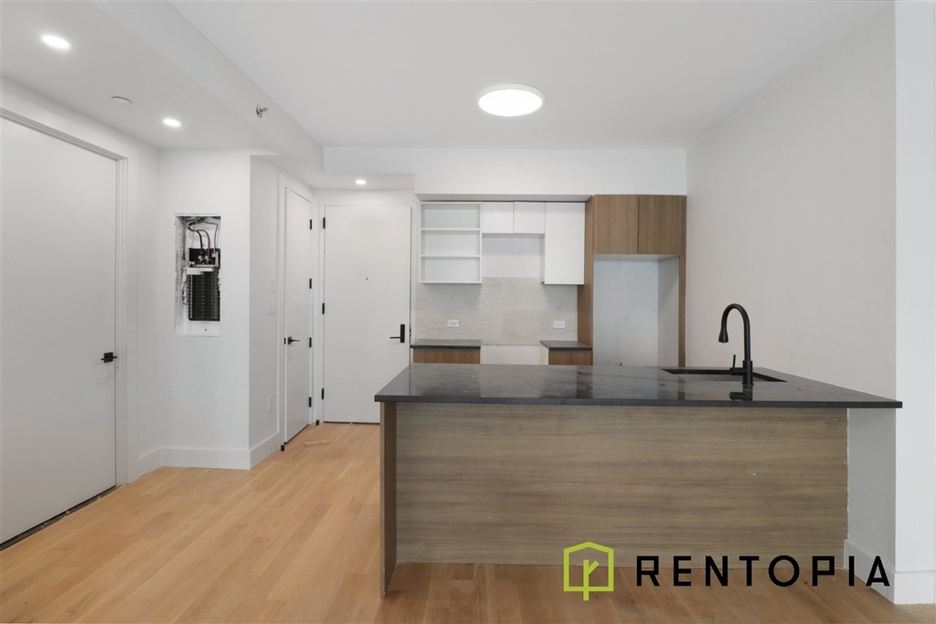 209 North 11th Street - Photo 3