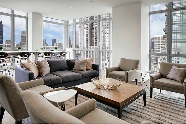 5th Avenue - Photo 5