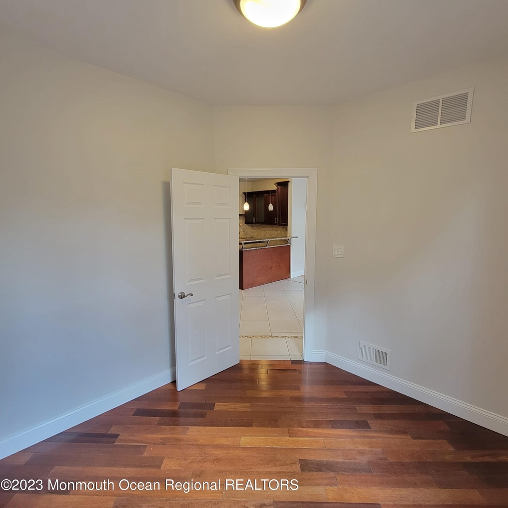 646 Compass Avenue - Photo 23