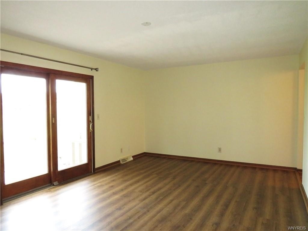 3030 East River Road - Photo 10