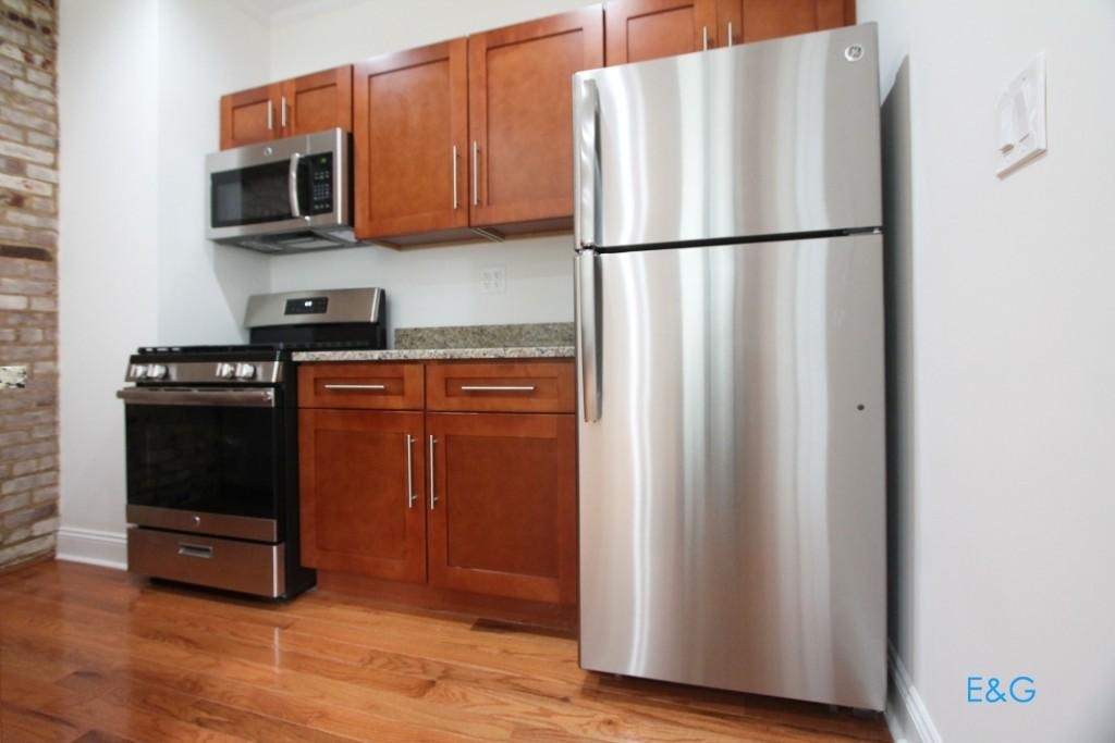 1 Bennett Avenue - Photo 4