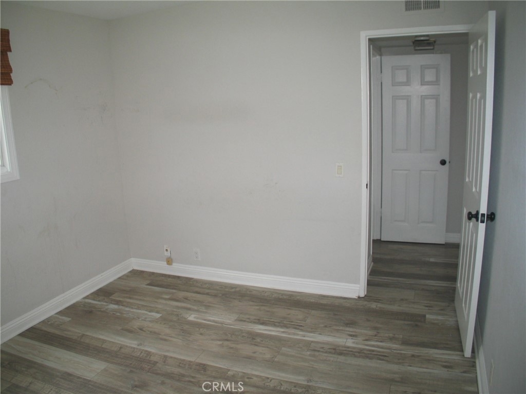 110 Onyx Avenue - Photo 10