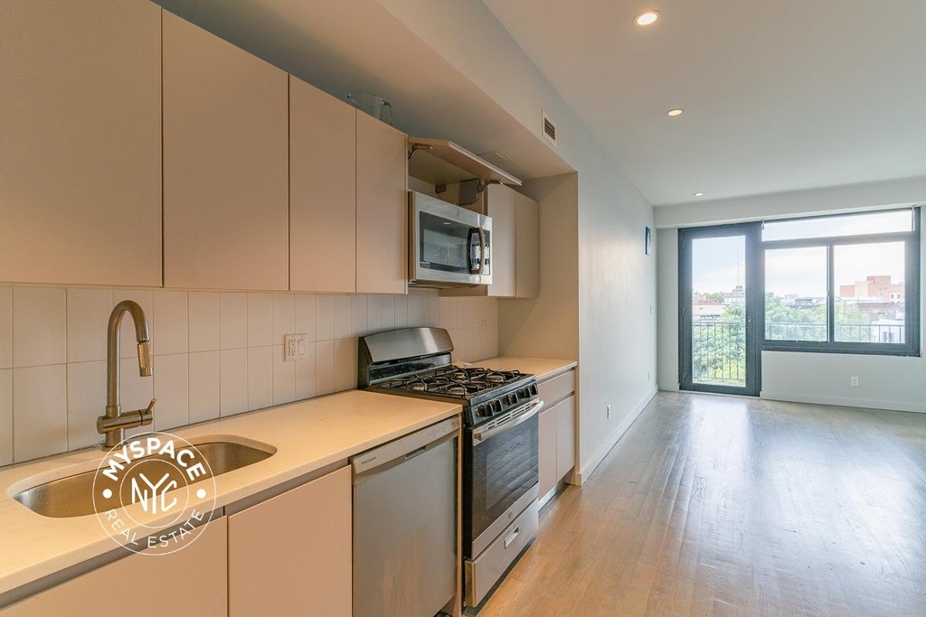 594 Bushwick Avenue - Photo 9