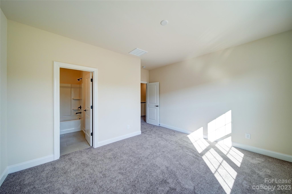 111 Heathbrook Lane - Photo 7