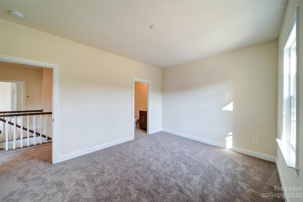 111 Heathbrook Lane - Photo 11