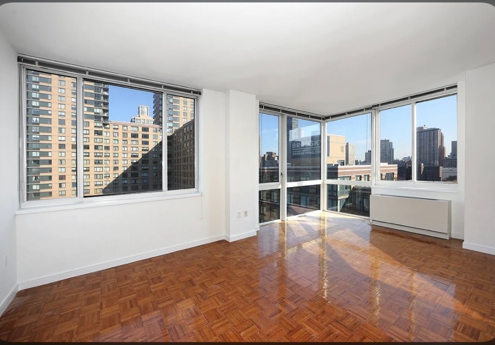 Flex 2  315 West 61st Street - Photo 0