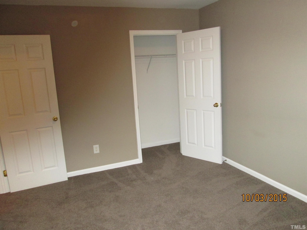 8521 Silhouette Place - Photo 14