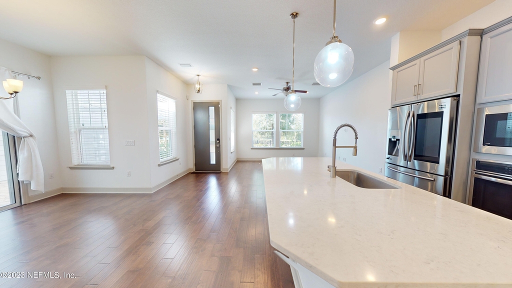 7412 Beach Walk Place - Photo 11