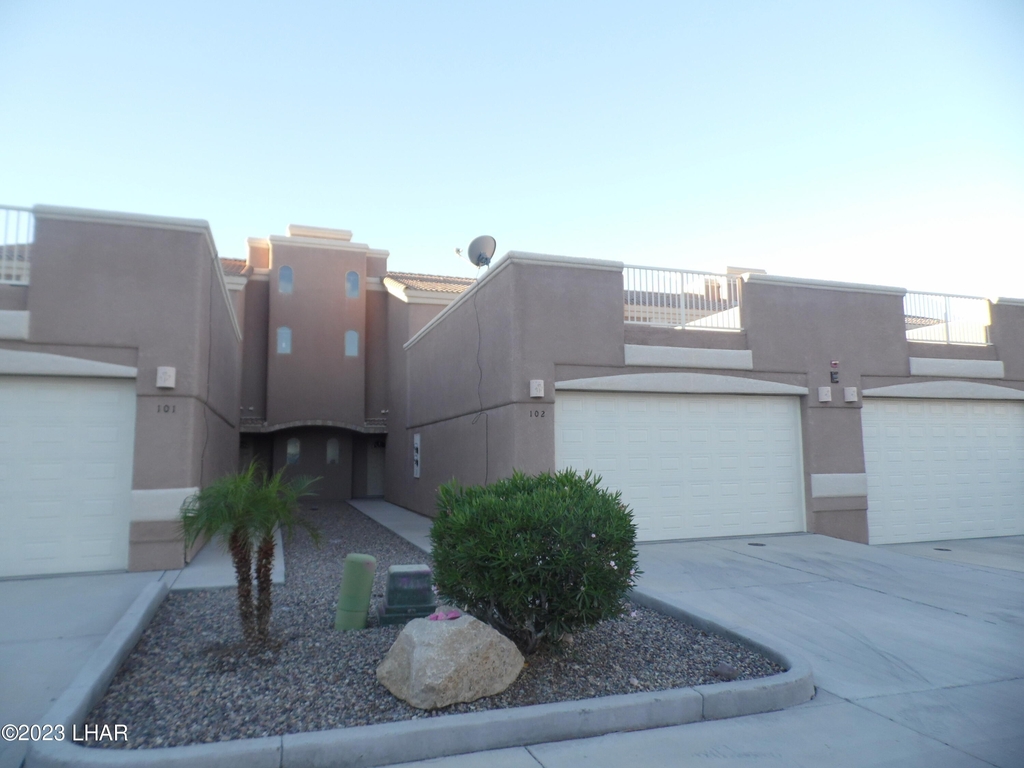 3470 Kearsage Dr - Photo 0