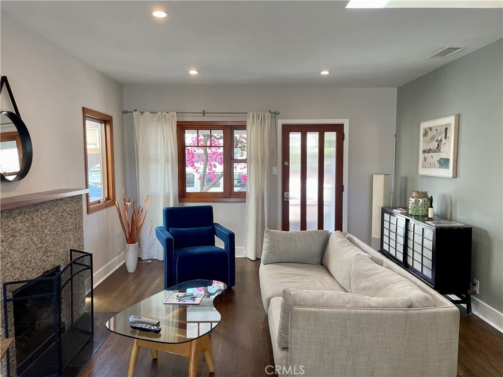 727 Manhattan Avenue - Photo 21