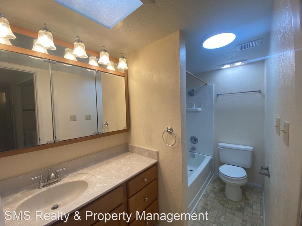 722 Steppe Place - Photo 14