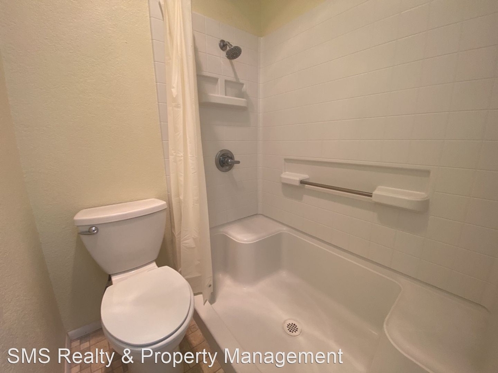 722 Steppe Place - Photo 7