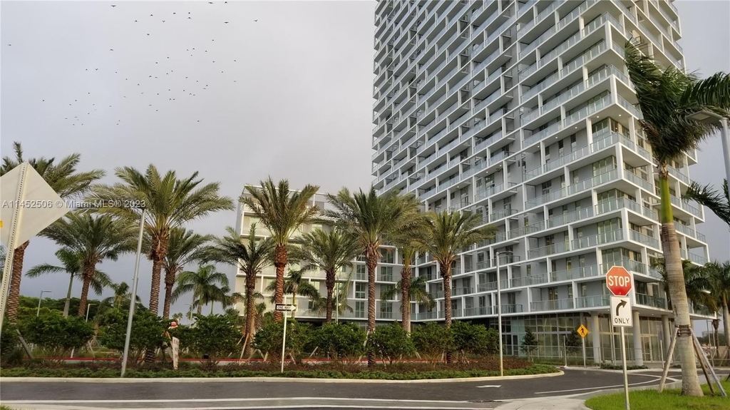 2000 Metropica Way - Photo 24