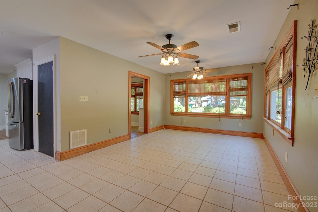 5009 Lochlain Drive - Photo 1