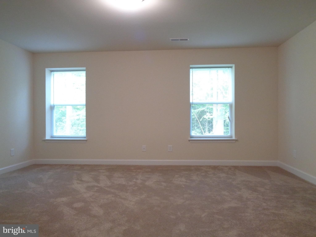 10308 Bluebird Court - Photo 17