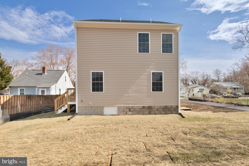 8528 Engleside Street - Photo 6