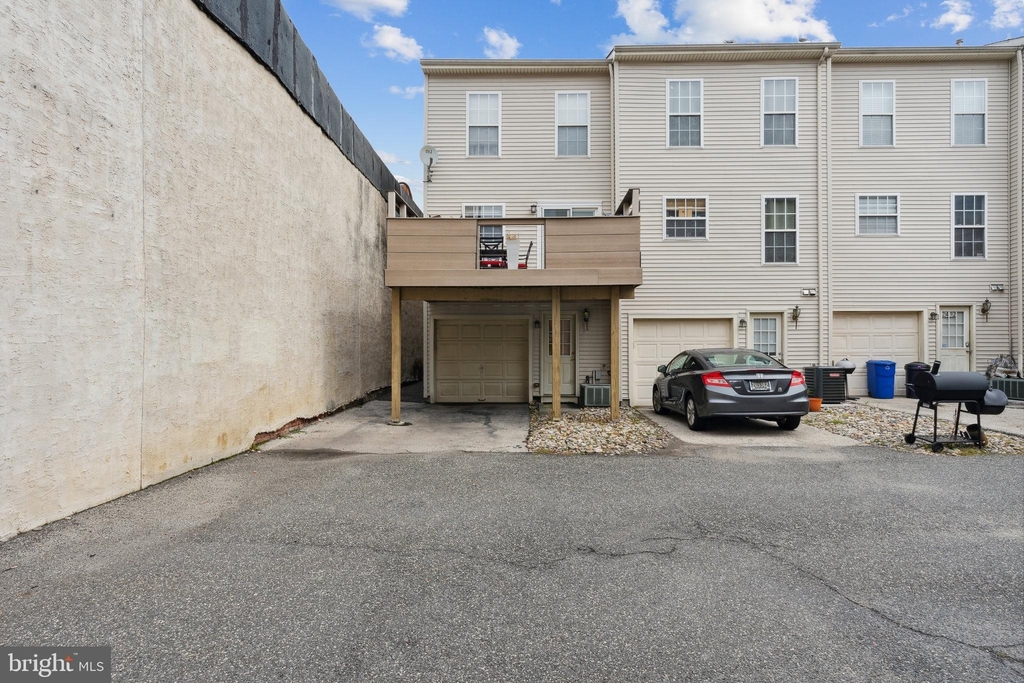 2408 E Boston Street - Photo 1