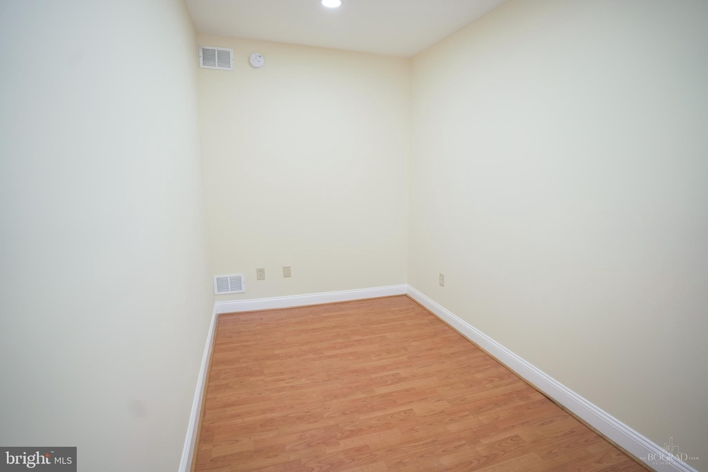 2321 E Boston Street - Photo 20