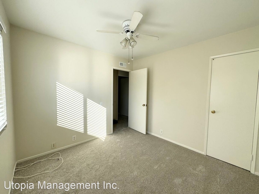 10885 Caravelle Place - Photo 16