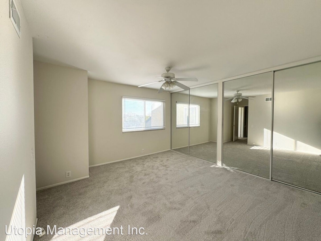 10885 Caravelle Place - Photo 18