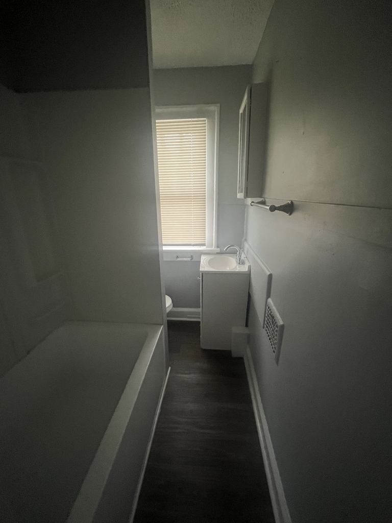 104 N Denny Street - Photo 7