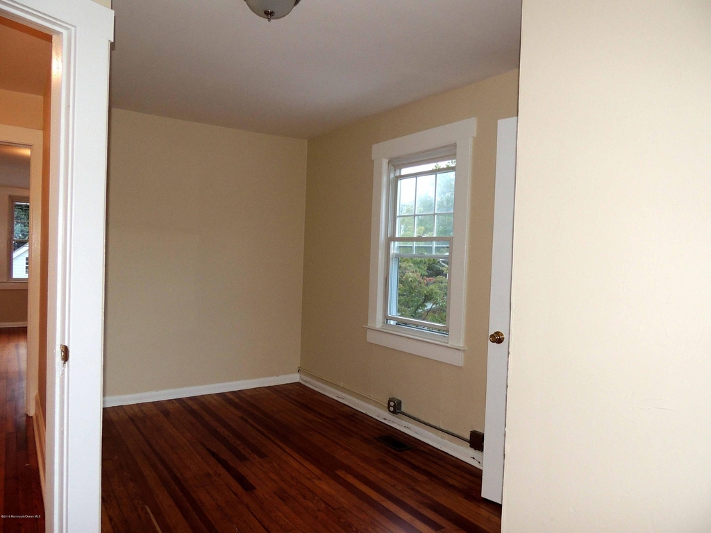 609 Navesink Avenue - Photo 2