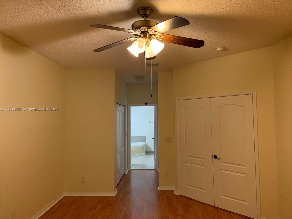 6190 Sw 195th Ave - Photo 31