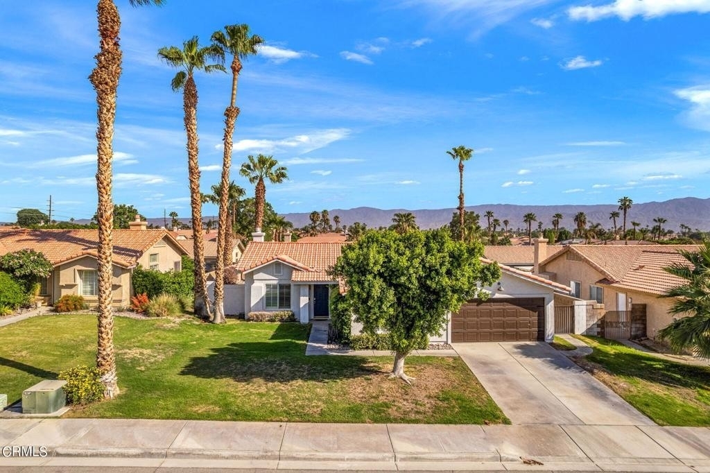 79090 Desert Stream Drive - Photo 1