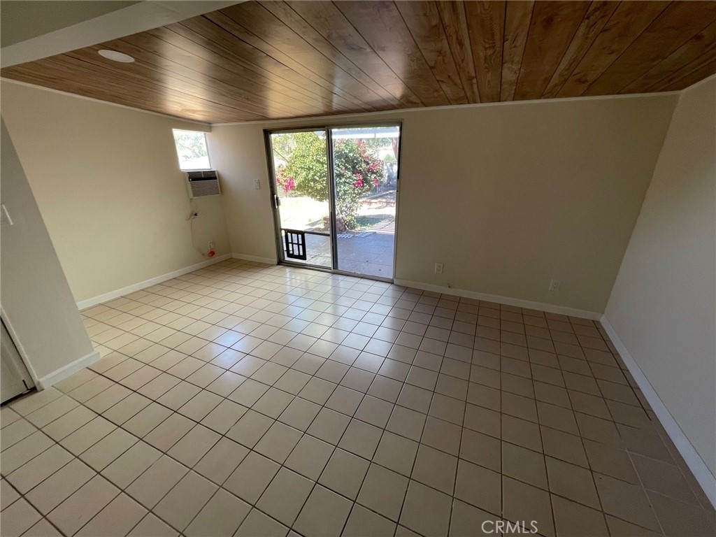 29250 Pierrott Avenue - Photo 17