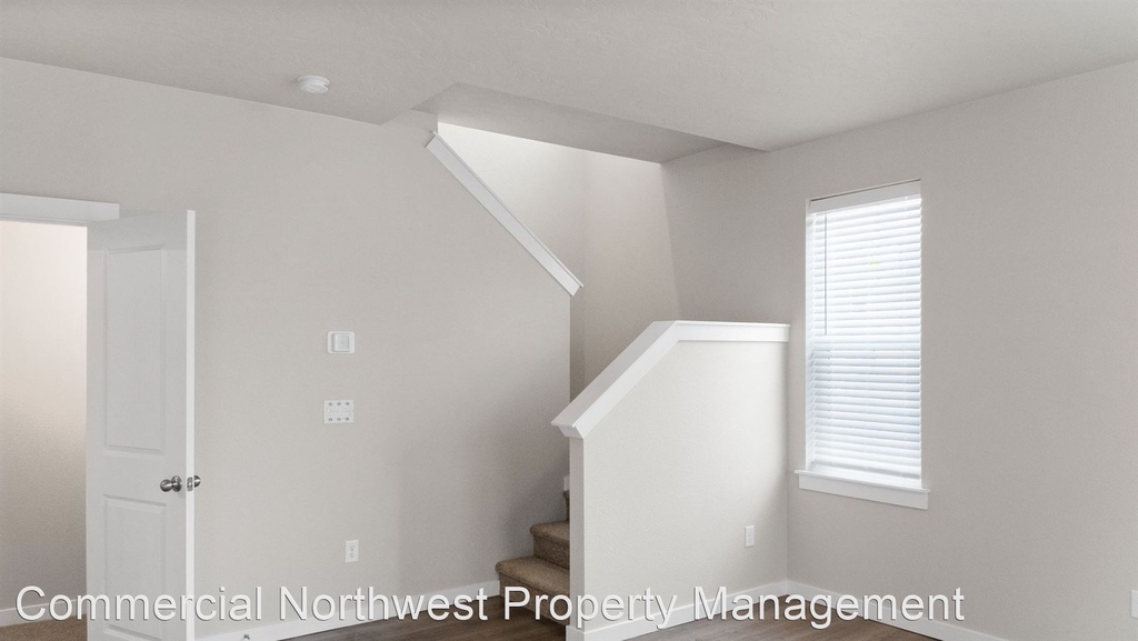 5939 S Boddington Lane - Photo 2