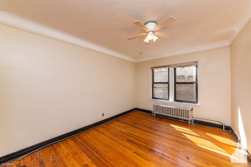 948 W Cuyler Ave Apt 313 - Photo 1