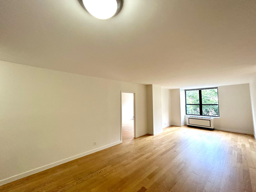 87th & Broadway - Photo 1