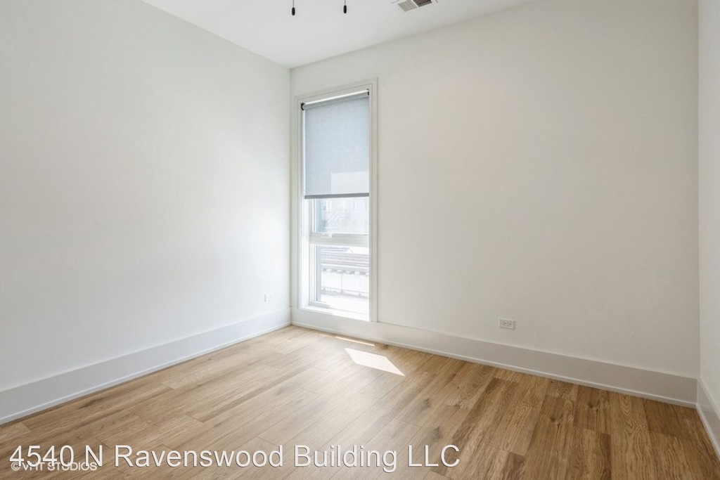 4540 N Ravenswood Ave - Photo 5