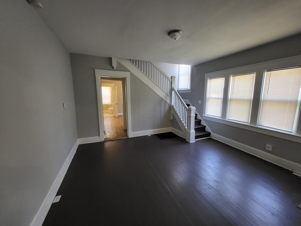 856 N Tacoma Avenue - Photo 3